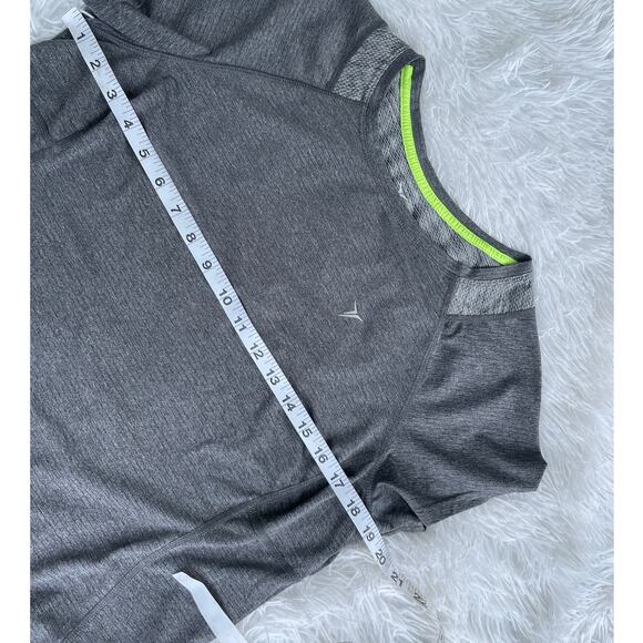 Old Navy ActiveT-shirt Running Sz L Gently used - Picture 4 of 6
